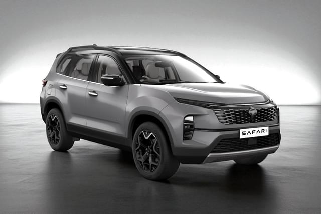 Tata Safari Pure Grey Color Image